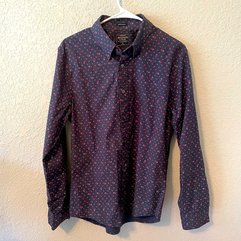 Abercrombie & Fitch Floral Button Up - Size M
